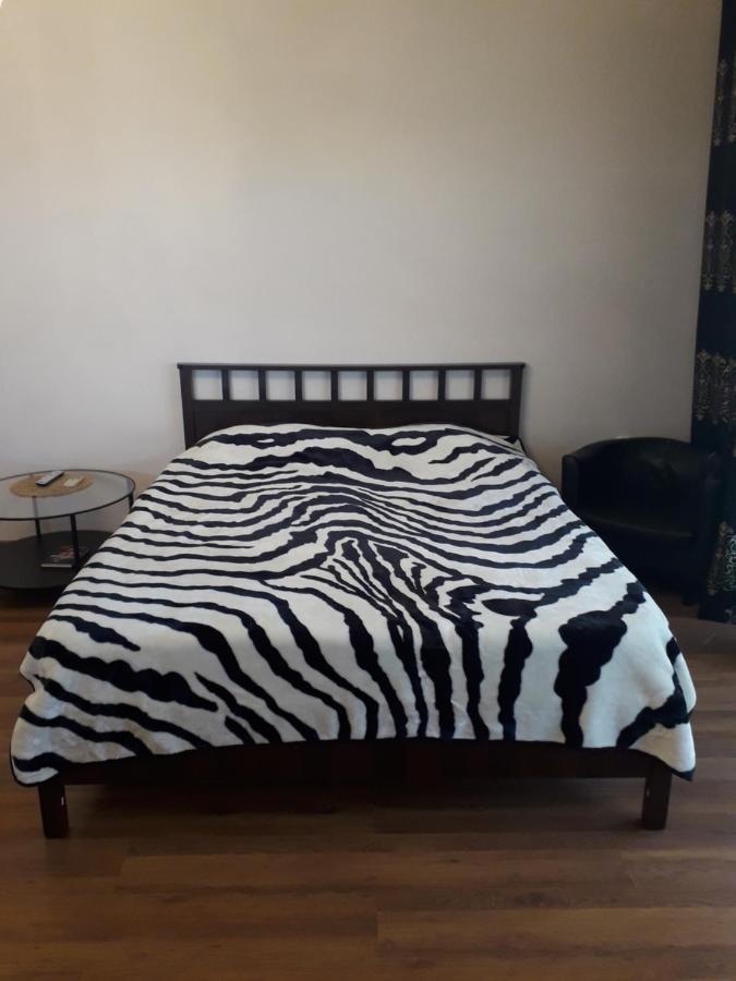 Apartament Chasha Polnaya Suchumi Zewnętrze zdjęcie