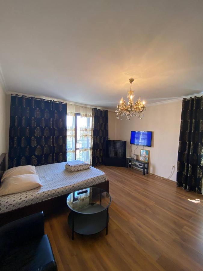 Apartament Chasha Polnaya Suchumi Zewnętrze zdjęcie